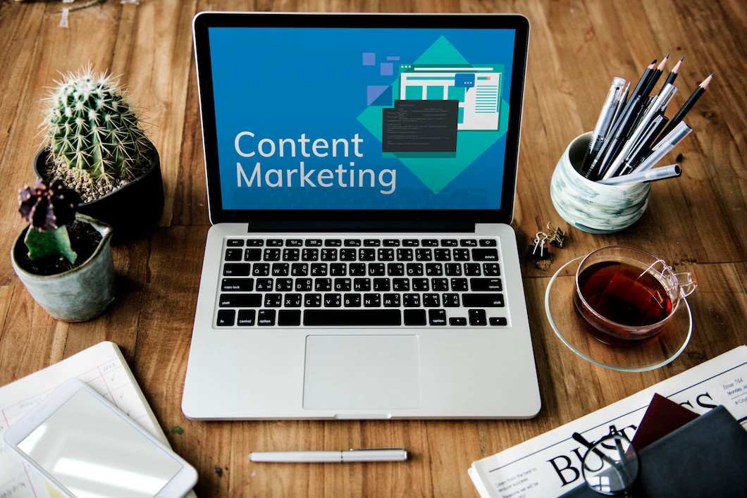 The 10 Best AI Tools For Content Marketing